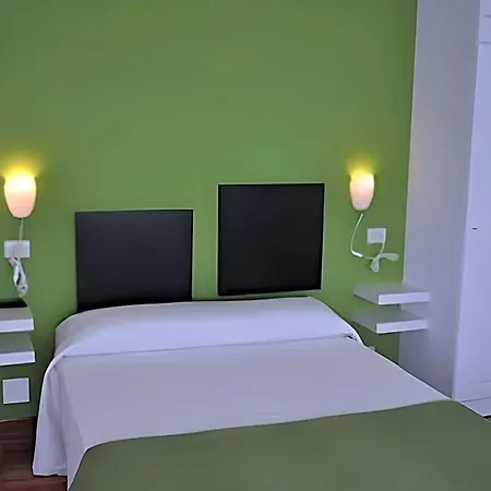 De Quenxe Hotel